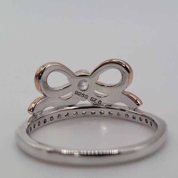 925 sterling silver and Rose Gold Bow Ring with gems. Size 6 - Picture 5 of 10